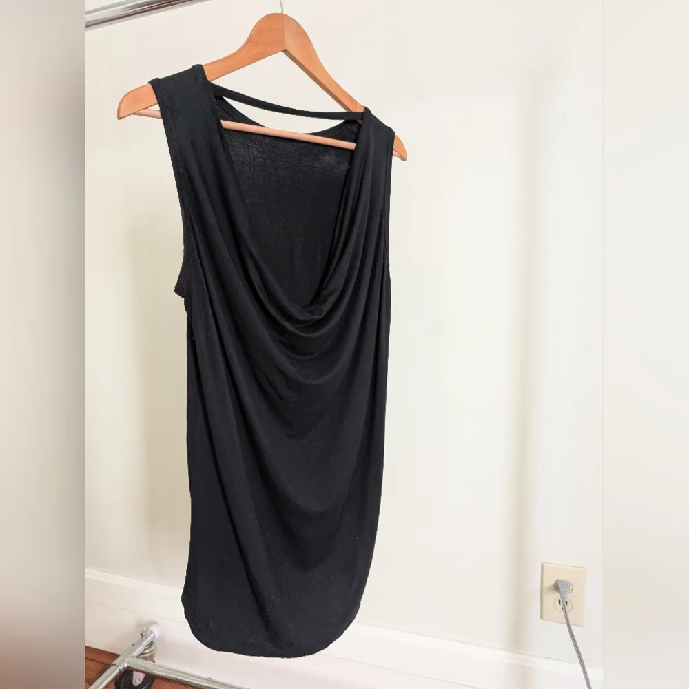 Drape Back Top - Picture 2 of 2